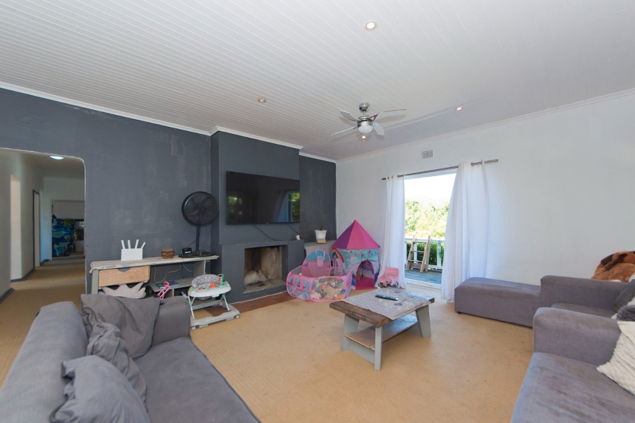 8 Bedroom Property for Sale in Hunters Home Western Cape
